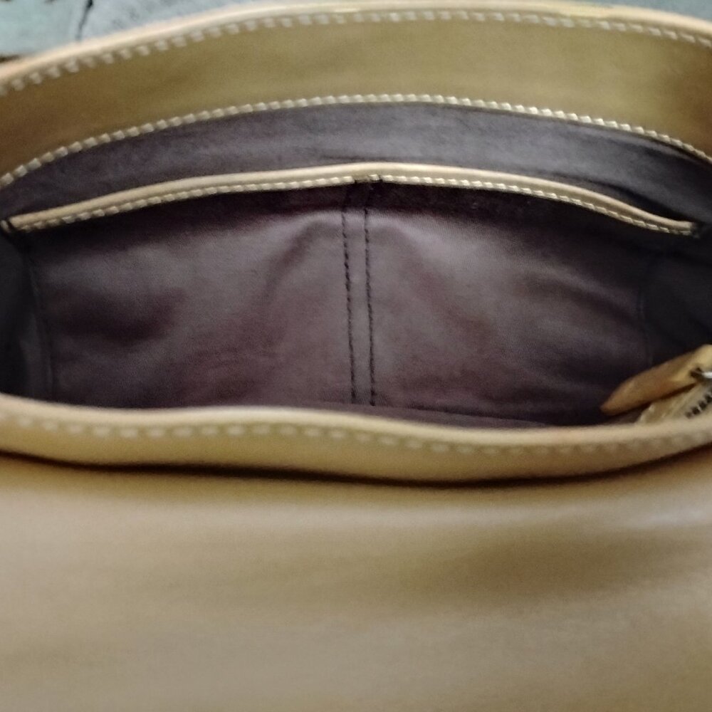 ❤️TODS Tod's Tan Leather Shoulder Bag Purse - Picture 10 of 10